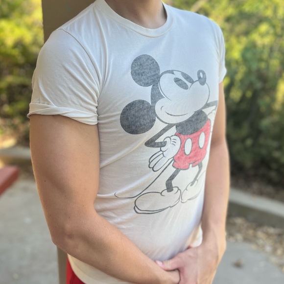 DISNEY MICKEY MOUSE MEN T SHIRT VINTAGE DISTRESSED HAPPY FACE SMILE PROUD PRIDE - Picture 8 of 16